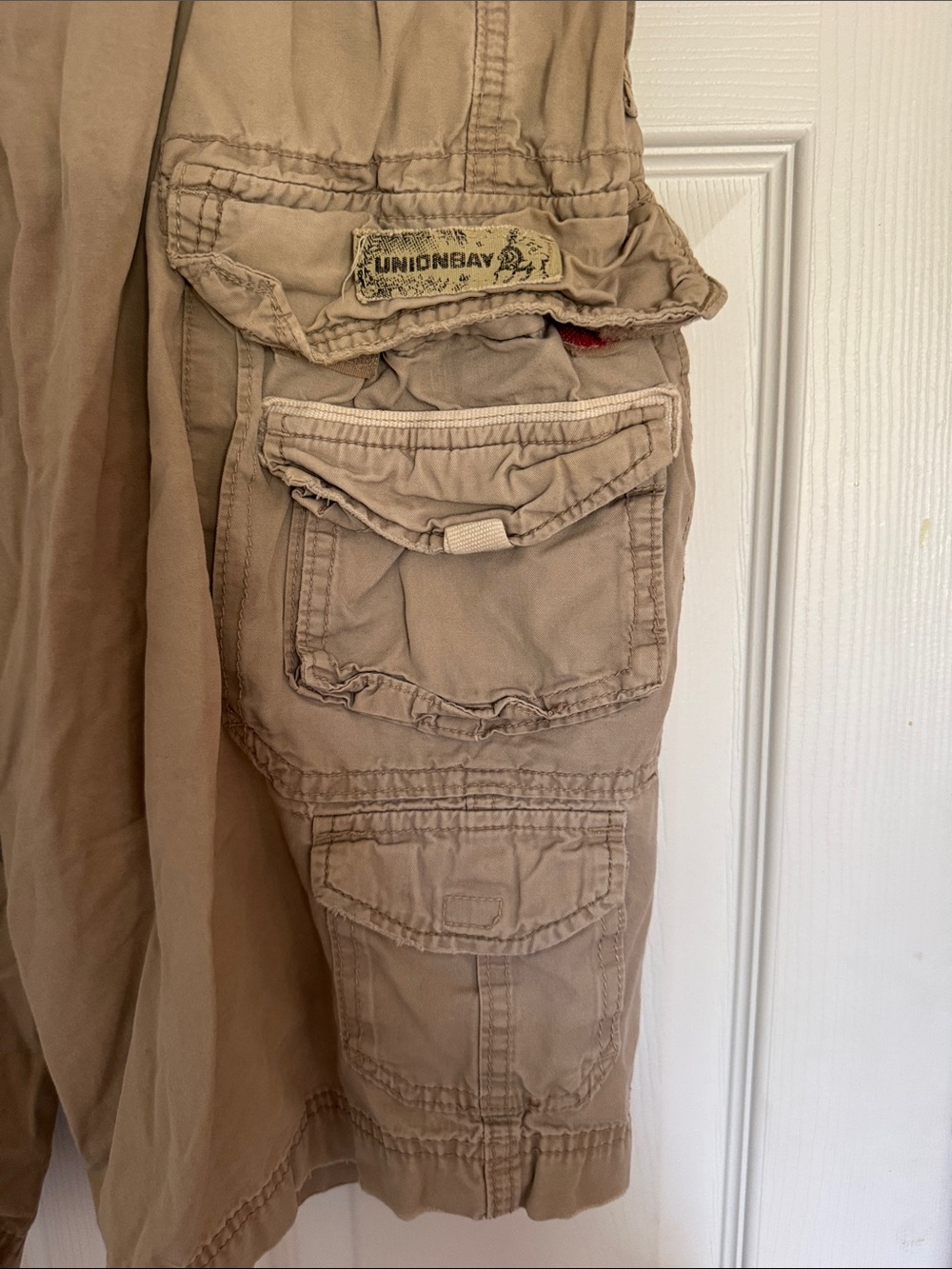 UNIONBAY Men's Khaki Cargo Shorts - Multi-Pocket Utility - Picture 2 of 5